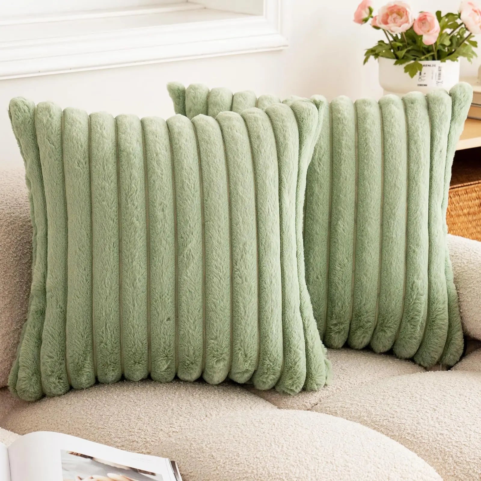 Housse de coussin carrée imitation fourrure de lapin – Rayures épaisses, ultra-douce, décoration canapé 2026
