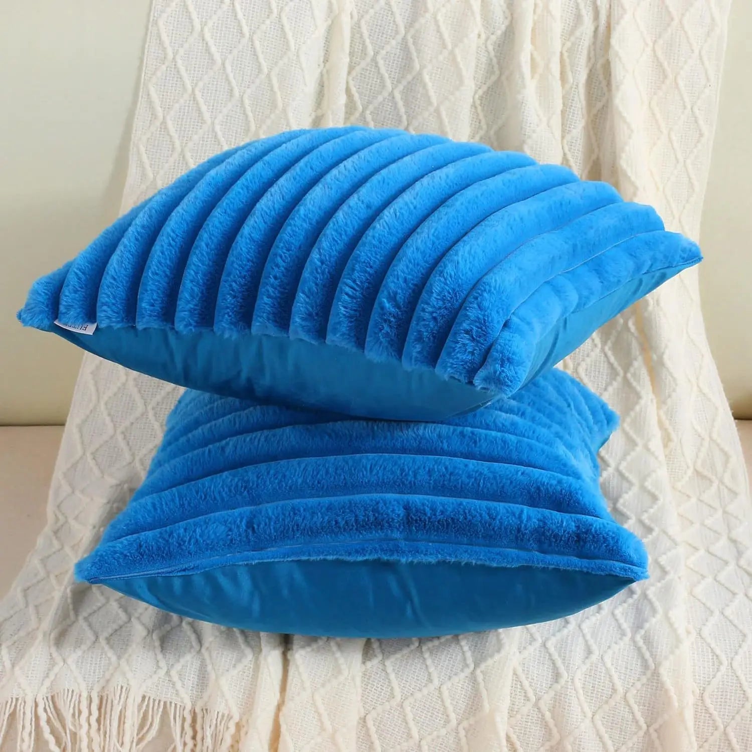 Housse de coussin carrée imitation fourrure de lapin – Rayures épaisses, ultra-douce, décoration canapé 2026