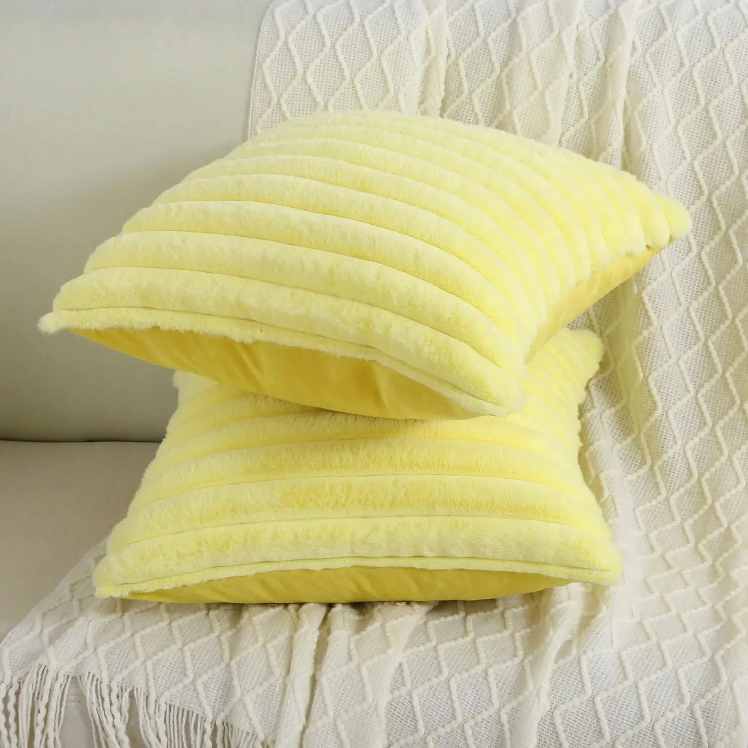 Housse de coussin carrée imitation fourrure de lapin – Rayures épaisses, ultra-douce, décoration canapé 2026